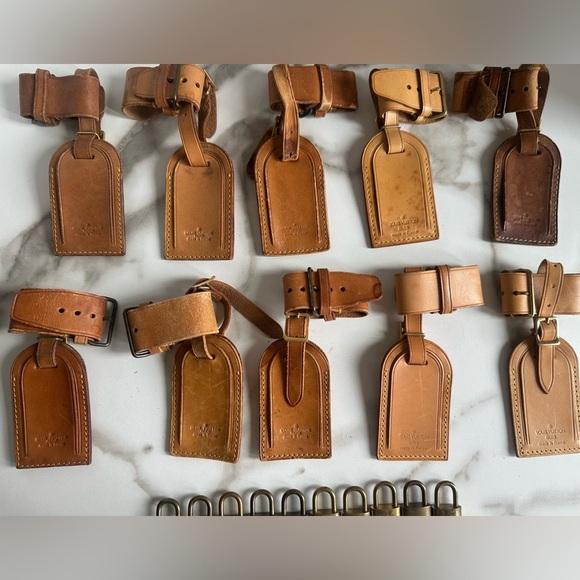 Authentic bundle Louis Vuitton key bundle set of 10 luggage tags 10 - Picture 4 of 13